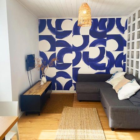 Charmant Appartement Renove Au Coeur De Конкарно Экстерьер фото
