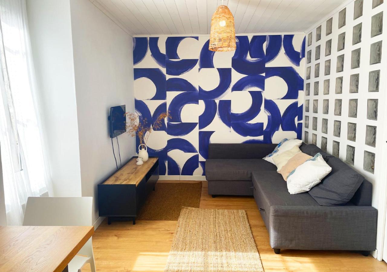 Charmant Appartement Renove Au Coeur De Конкарно Экстерьер фото