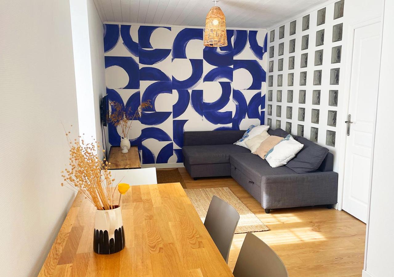 Charmant Appartement Renove Au Coeur De Конкарно Экстерьер фото
